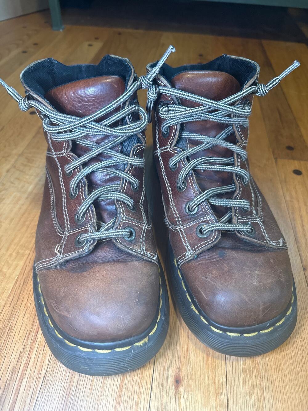 Vintage Dr Martens 8A07 AirWair Lace Up Boots Men's US 10 UK 9 Y2K